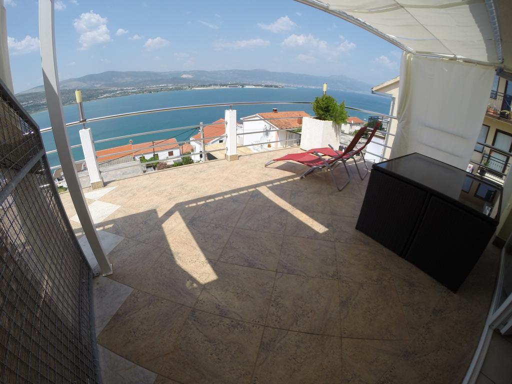 Palace View Trogir Exterior photo